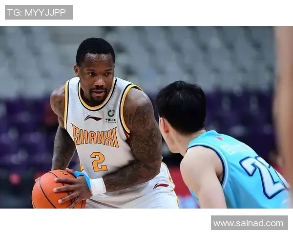 凯-费尔德外援发威，横扫新疆取得胜利