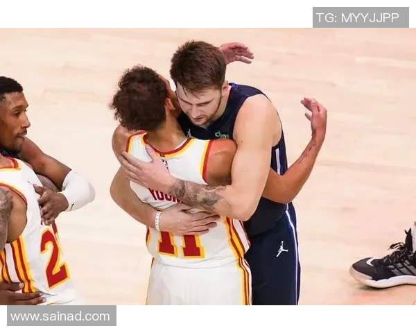 老鹰队力克小牛，杨宝石表现出色