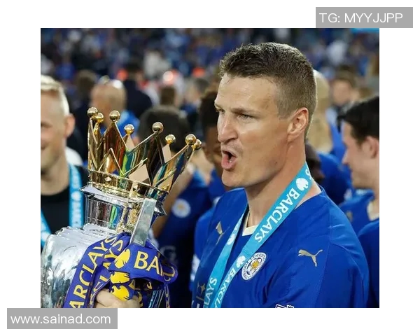 罗伯特-高登再次夺得本赛季最有价值球员称号，开启传奇新篇章