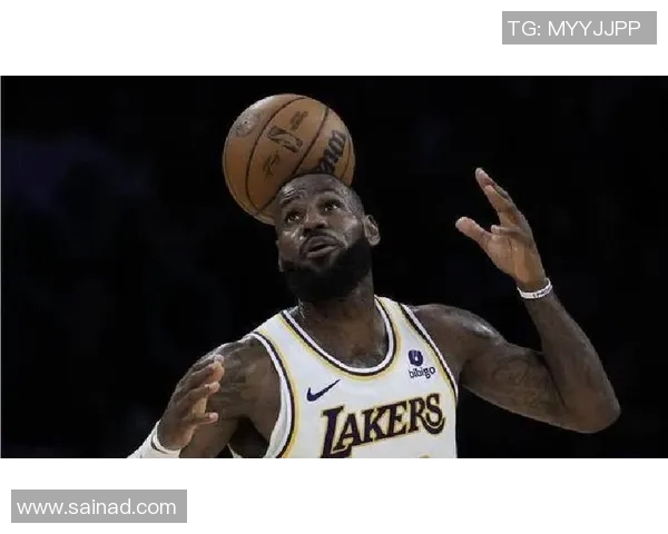 詹皇连续20场得分超过40，领导美国男篮横扫欧洲对手