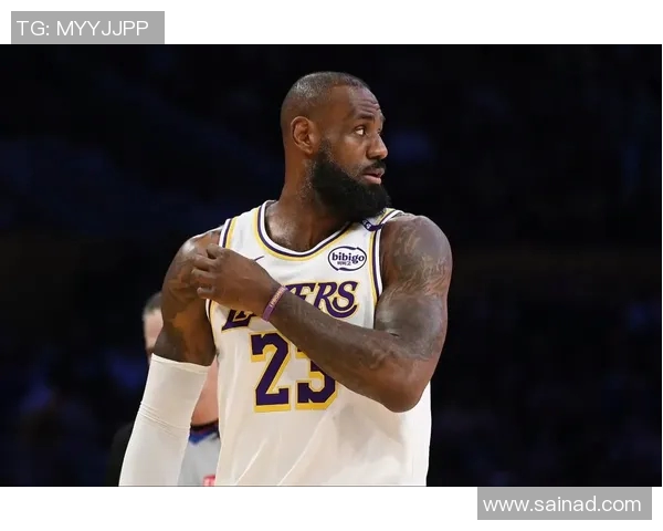 詹姆斯领导湖人队连胜，击败快船！