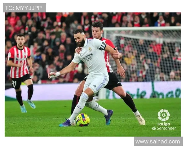 西甲新赛季揭幕战：皇马4-1大胜毕尔巴鄂，本泽马梅开二度