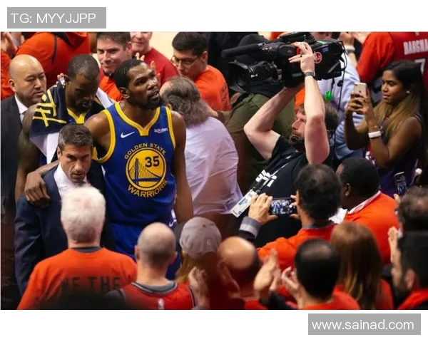 勇士闯入西部半决赛，杜兰特展现超强状态